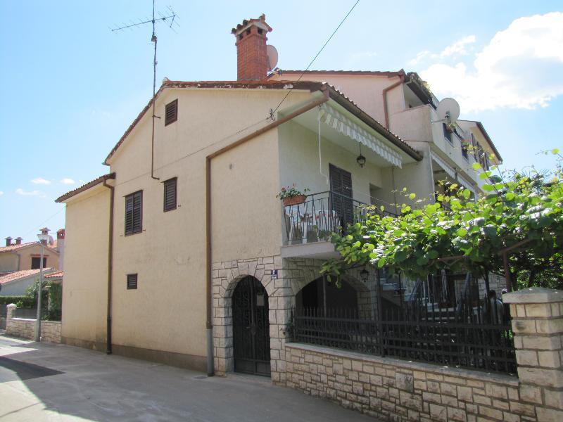 Apartments Milka Rovinj Exterior photo