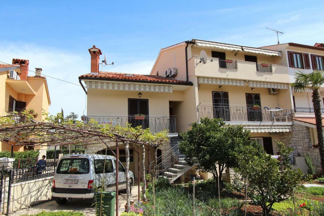 Apartments Milka Rovinj Exterior photo